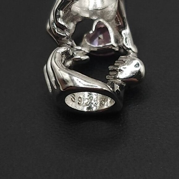 Family Heart Hands‎ Charm (NWOT) - Picture 5 of 5